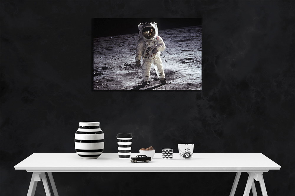 tablou canvas Moon Landing TSP 006 mockup 1 tablou canvas Moon Landing TSP 006 mockup 1