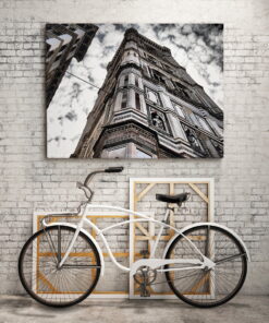 tablou canvas Old Building Corner UAR 005 mockup 1