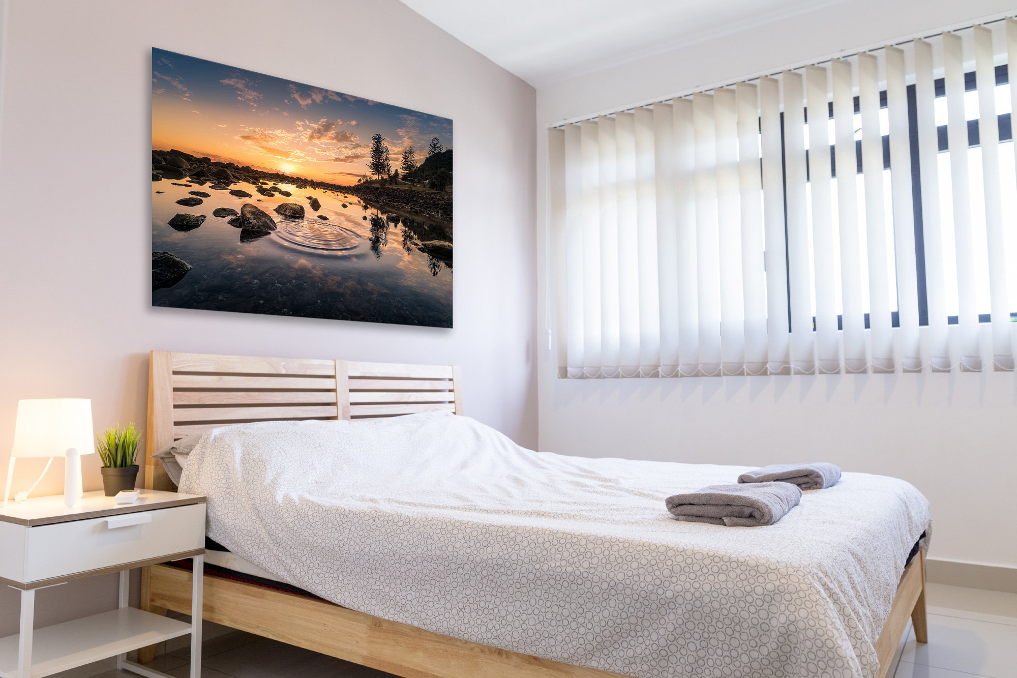 tablou canvas Rocky lake NLS 012 mockup 1 tablou canvas Rocky lake NLS 012 mockup 1