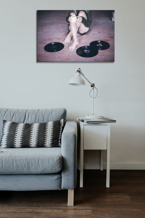 tablou canvas Vinyl LMU 001 mockup 2 1