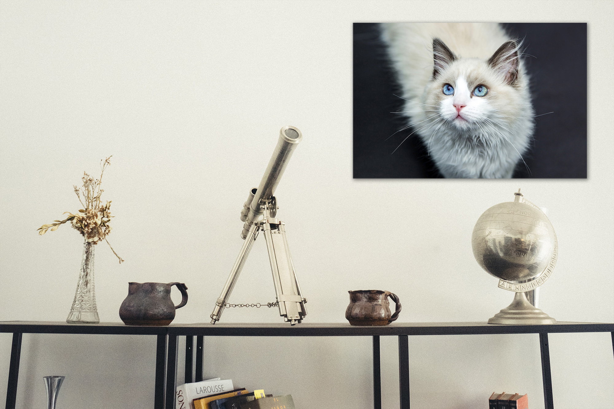 tablou canvas White kittie NWA 023 mockup 2 1 tablou canvas White kittie NWA 023 mockup 2 1