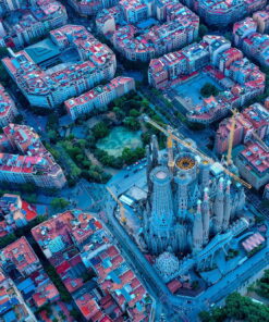 tablou canvas sagrada familia opera neterminata a lui gaudi UNL 034 1