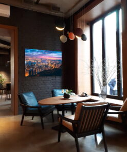 tablou canvas seara peste hong kong UNL 039 mockup 2 1